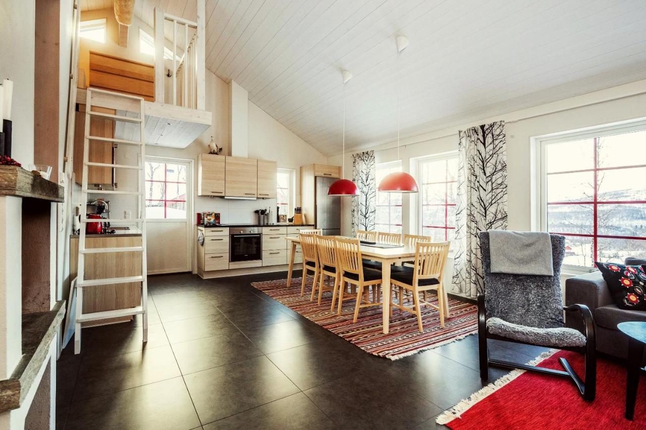 Holiday home Fjaellfrid Stugby *